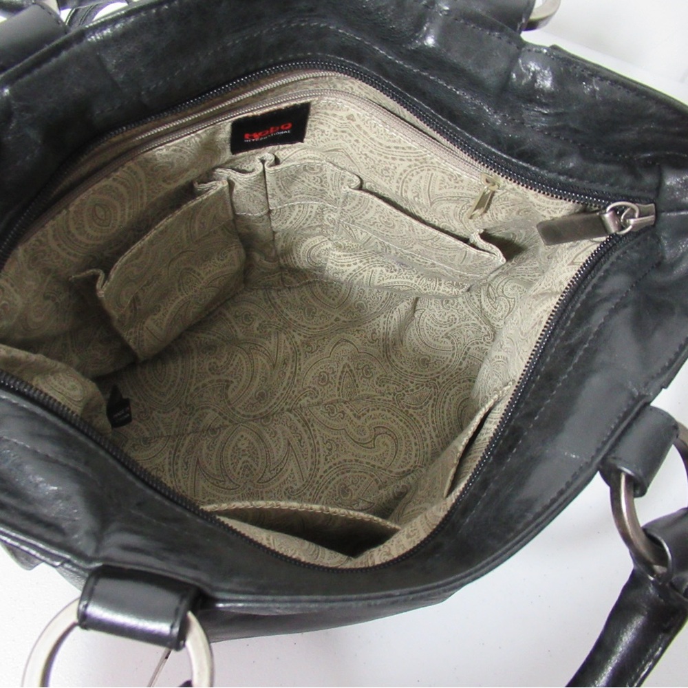 HOBO International Black Leather Large Purse - Picture 7 of 17